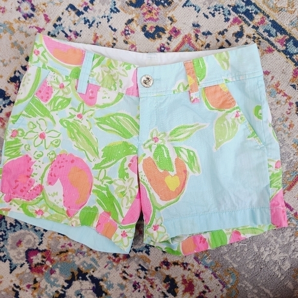 Lilly Pulitzer Callahan Shorts - Picture 8 of 12